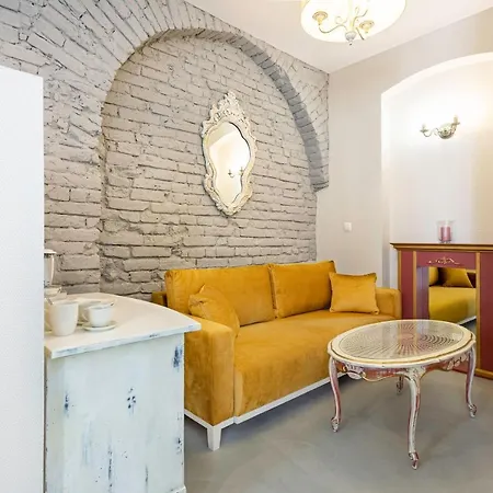 Aparthotel Zakatna B&B Tarnow Exterior photo